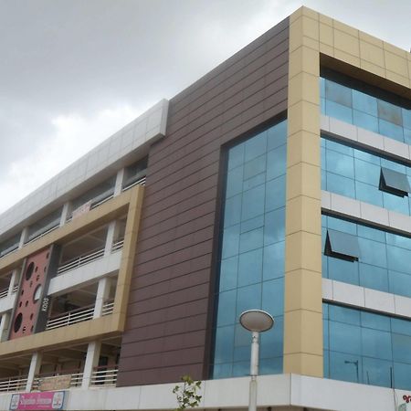 Hotel Canada Palace Watuwa المظهر الخارجي الصورة